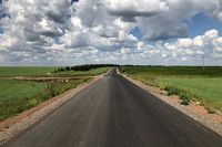 В Кировской области идет ремонт 125 километров дорог за счет «дорожного миллиарда». В Кировской области идет ремонт 125 километров дорог за счет «дорожного миллиарда».